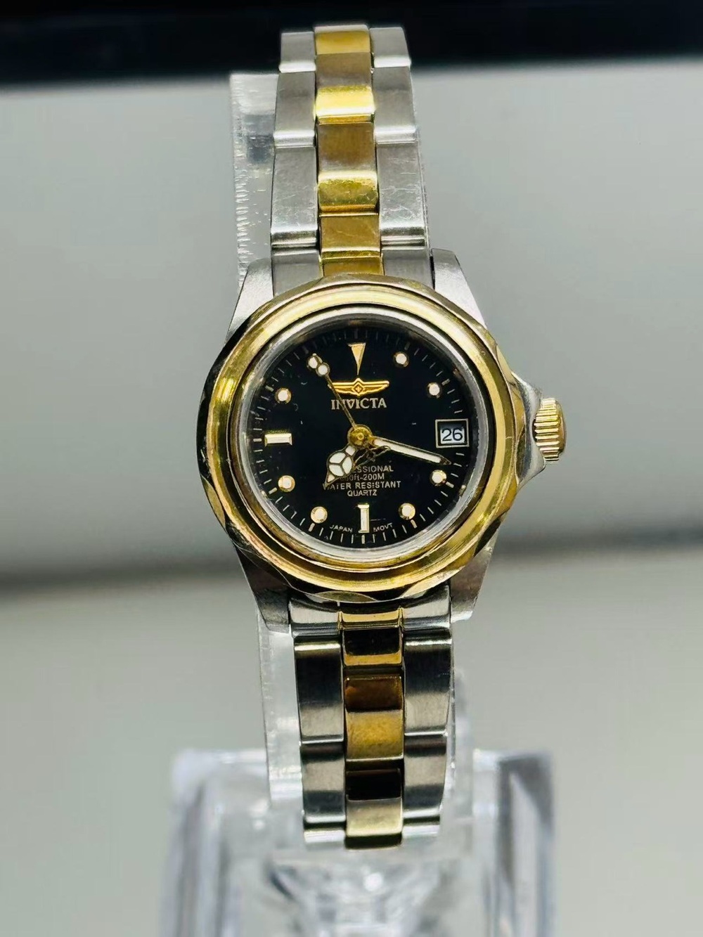 Invicta Professional 200M Women’s Quartz Watch Black Dial 24mm New Battery Runs